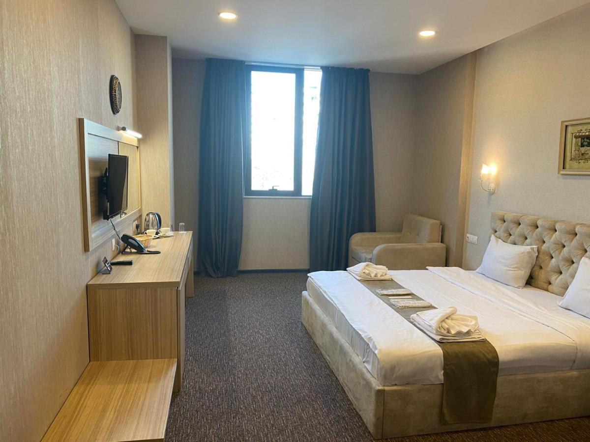 Tbt Hotel Tbilisi Luaran gambar